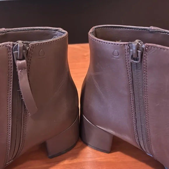 Naturalizer Leather Ankle Boots - Picture 11 of 12